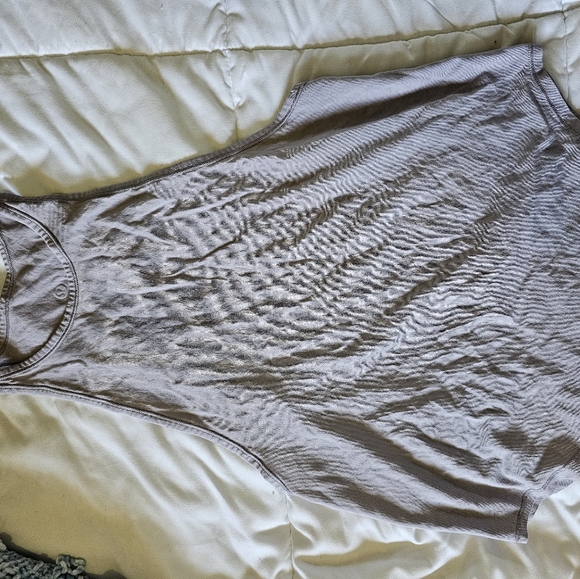 Lulu lemon tank🍋 - Picture 2 of 3